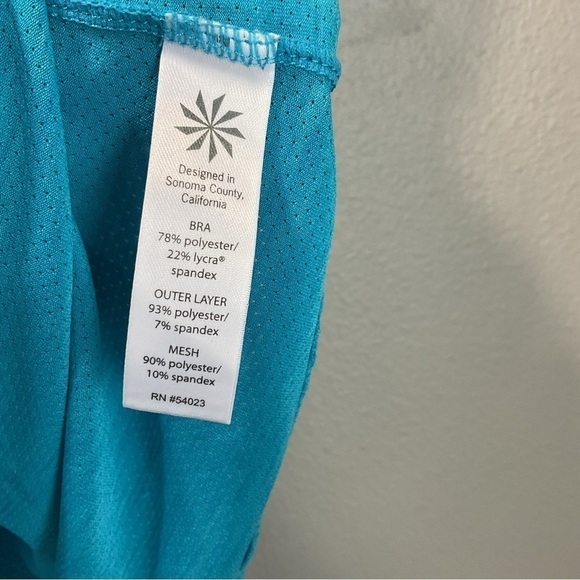 Athleta Mesh Gel Supercharged Tank Top Size Medium Turquoise Blue T79 - Picture 6 of 6